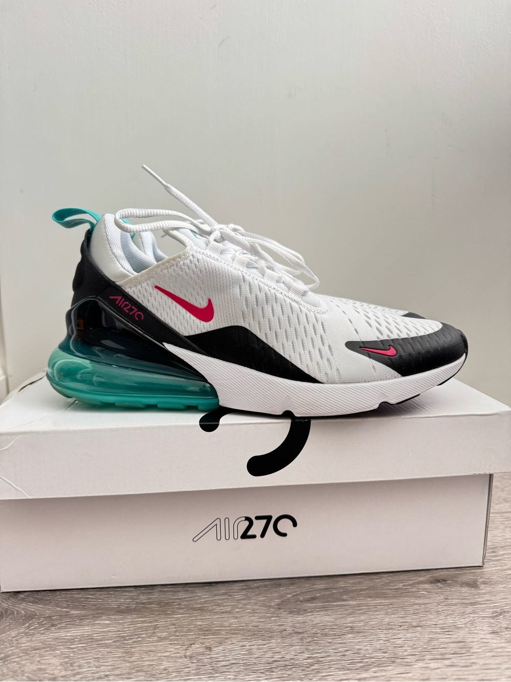 Nike Air Max 270 Sneakers White/Black w/Pink and Teal Size 9